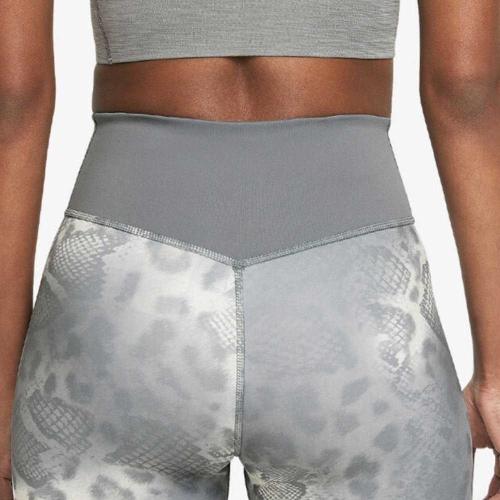 Nike Women's One Dri-Fit Training Performance Tight Fit Shorts Snake Gray Small - Picture 4 of 12